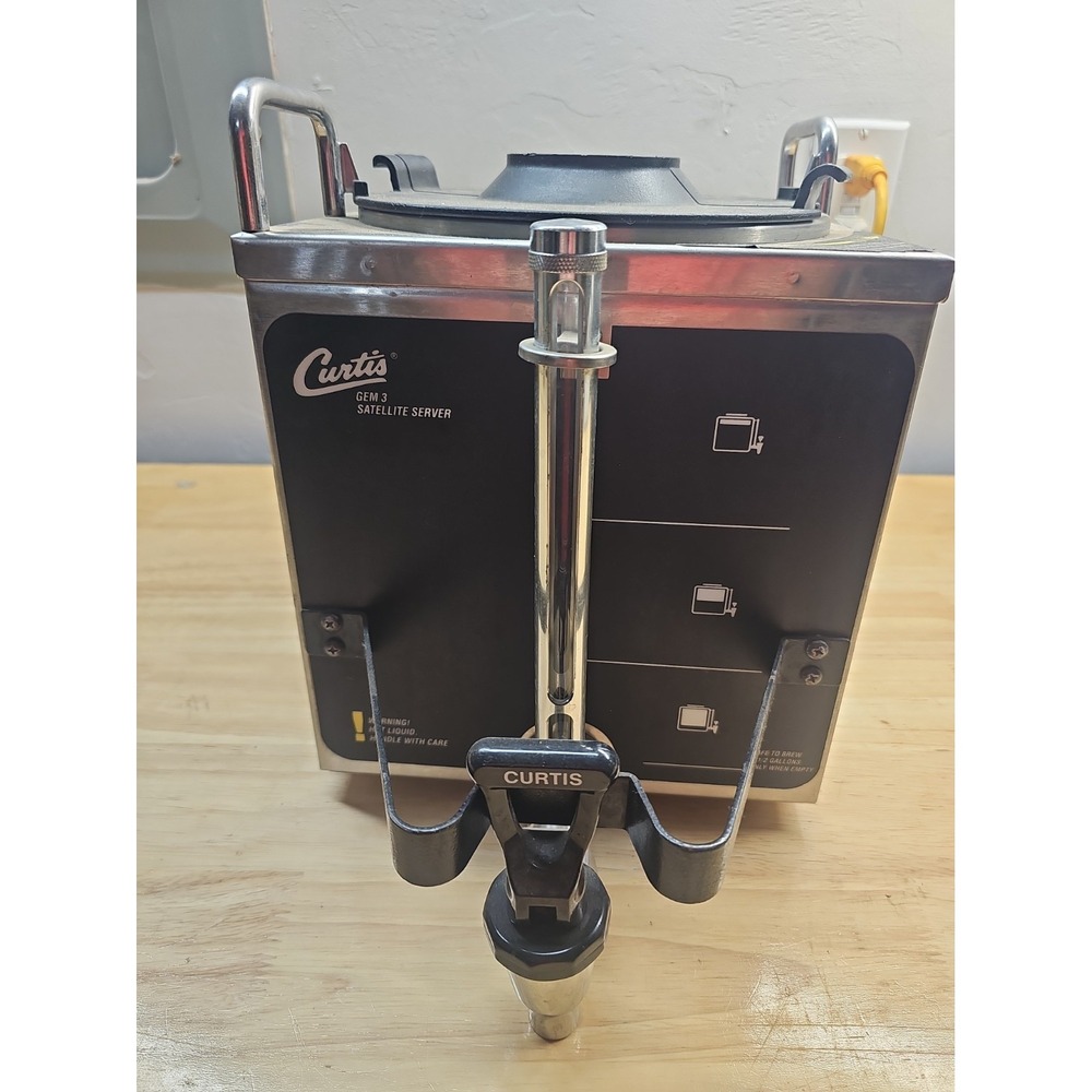 Wilbur Curtis GEM-3 1.5 Gallon Coffee Shuttle Server